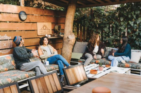 Hush Hostel Lounge
